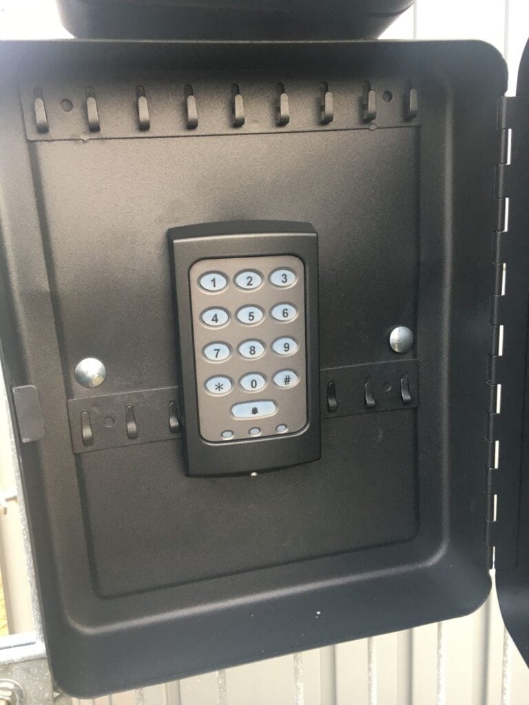 Der Türöffner - Pin und Keycard