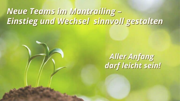 Keimlinge wachsen aus Erde vor grünem Hintergrund mit dem Text „Neue Teams im Mantrailing – Einstieg und Wechsel sinnvoll gestalten